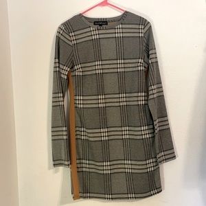 Long sleeve checkered mini dress